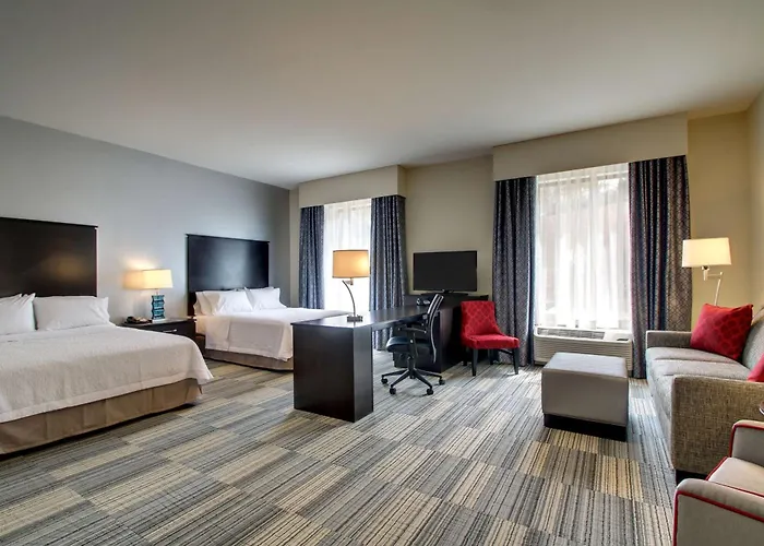 Hampton Inn & Suites Greenville Airport