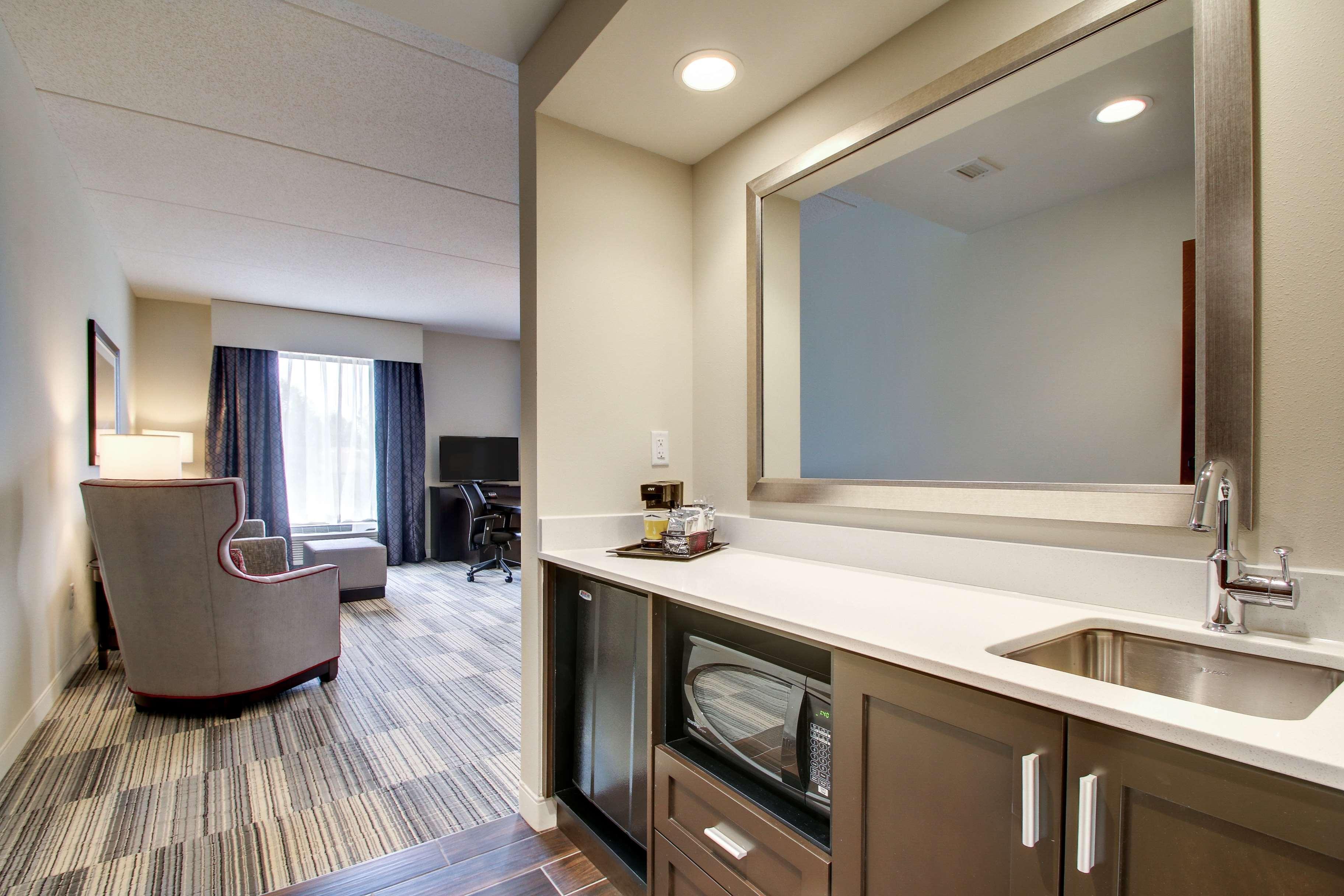 Hampton & Airport Hotel Greenville