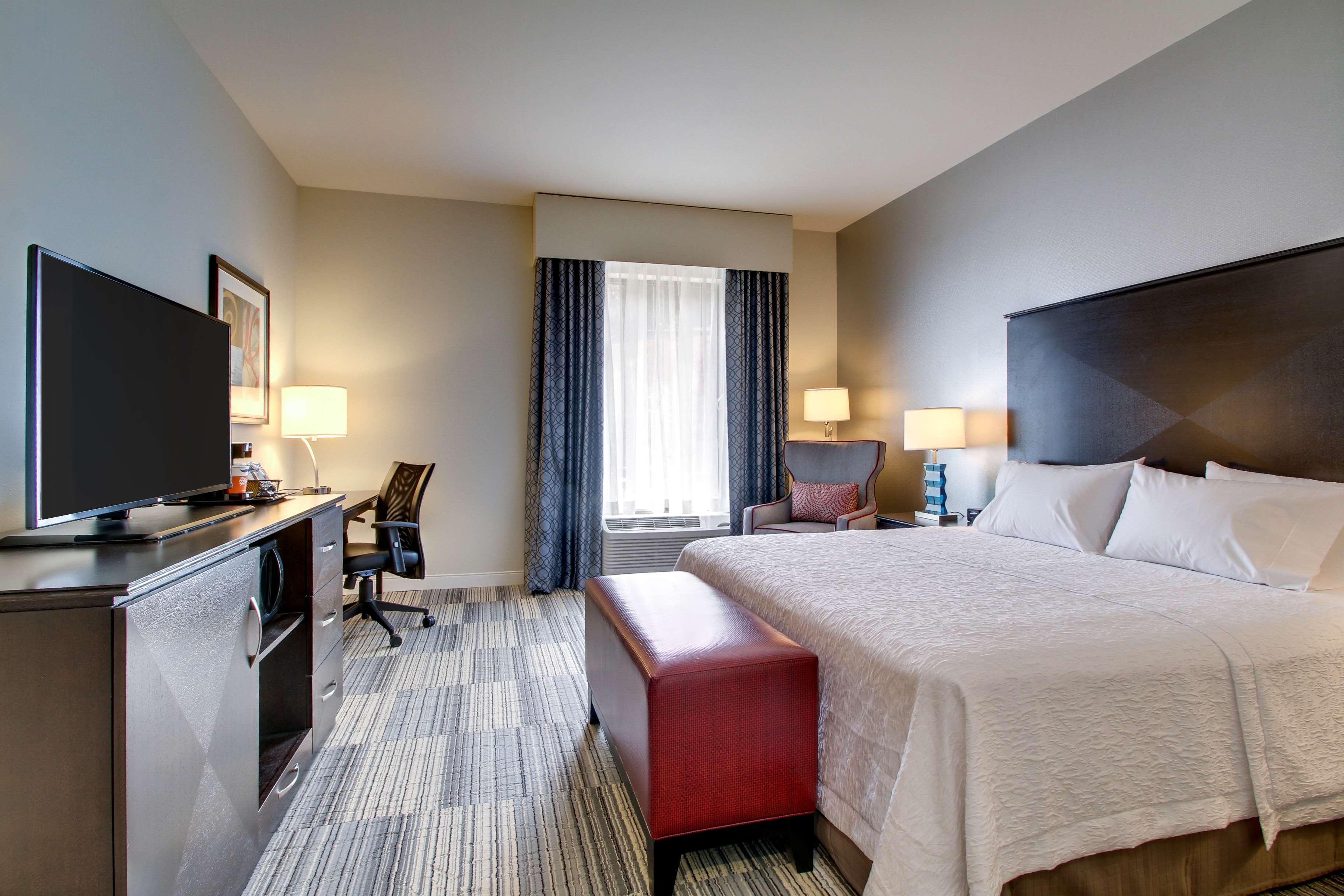 Hotel Hampton & Airport Greenville