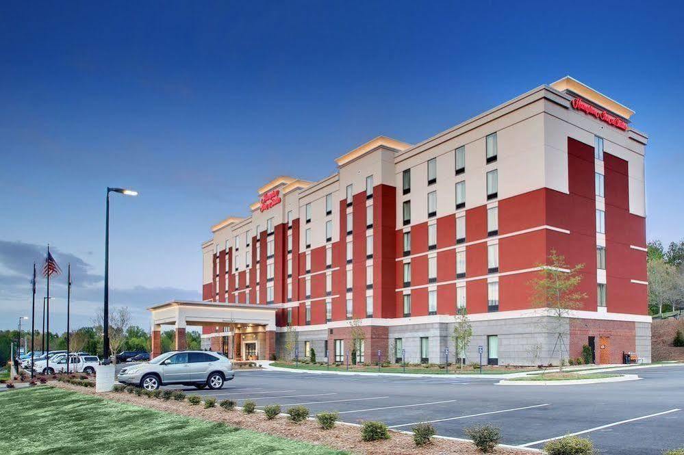 Hotel Hampton & Airport
